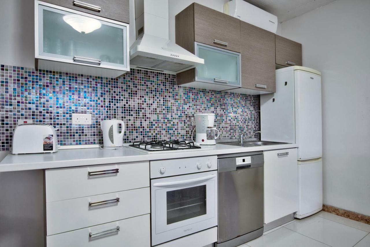 Spinola Court - Stunning Seaview Apartment & Penthouse On Spinola Bay By Shortletsmalta San Julián Exterior foto