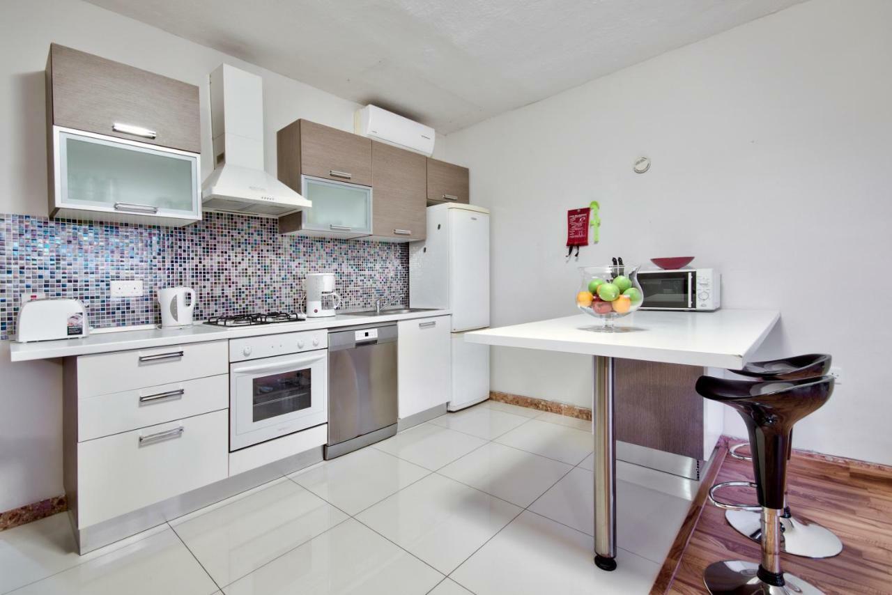 Spinola Court - Stunning Seaview Apartment & Penthouse On Spinola Bay By Shortletsmalta San Julián Exterior foto